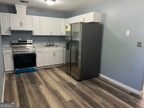 2875 Carriage Ln in College Park, GA - Building Photo - Building Photo