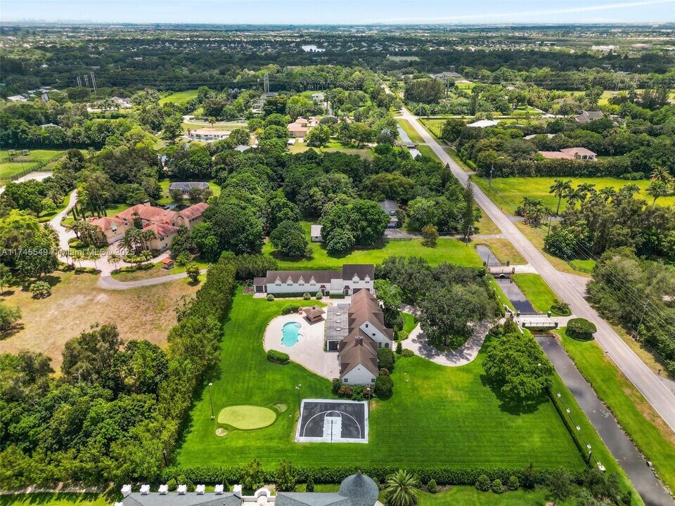 6320 Hancock Rd in Southwest Ranches, FL - Building Photo