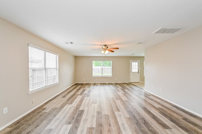 4435 Sprangletop Ave