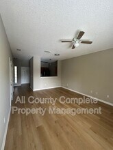 348 Southern Branch Ln in Jacksonville, FL - Building Photo - Building Photo