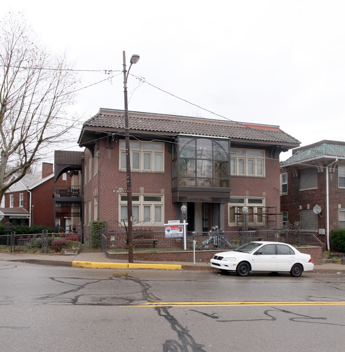 2824 W Liberty Ave in Pittsburgh, PA - Foto de edificio