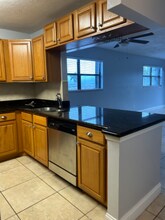 701 N Indian River Dr-Unit -301 in Fort Pierce, FL - Building Photo - Building Photo