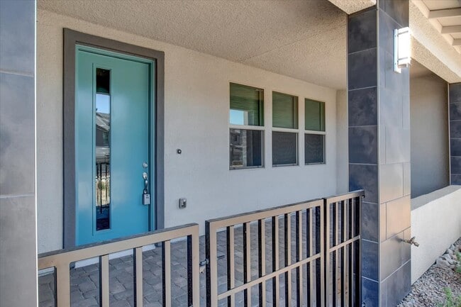 510 Fairview Hills St in Las Vegas, NV - Building Photo - Building Photo