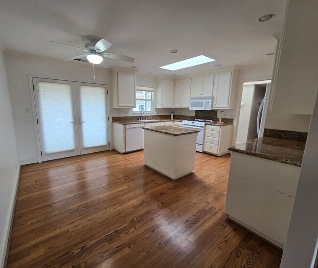 3189 Flora St in San Luis Obispo, CA - Building Photo - Building Photo