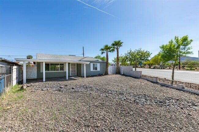 5 Mallory St in Henderson, NV - Building Photo - Building Photo