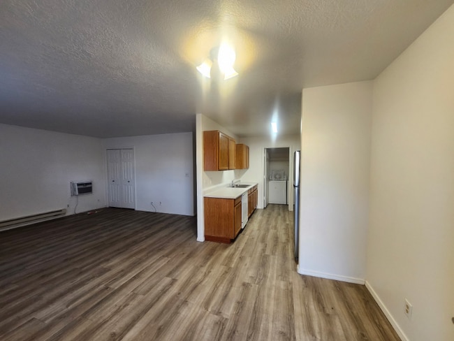 2140 Elizabeth Blvd in Twin Falls, ID - Building Photo - Building Photo