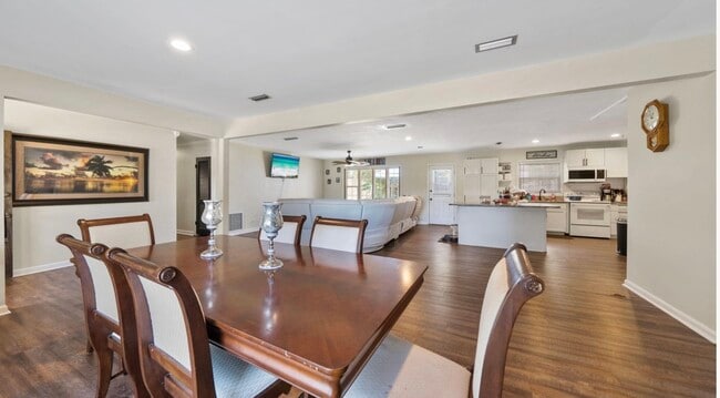 1018 W 12th St in Panama City, FL - Building Photo - Building Photo