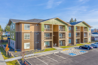 Olive Court in Spokane Valley, WA - Foto de edificio - Building Photo