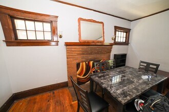 504 Catherine St in Ann Arbor, MI - Building Photo - Building Photo