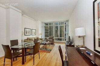 18 W 48th St-Unit -: 17E in New York, NY - Building Photo - Building Photo