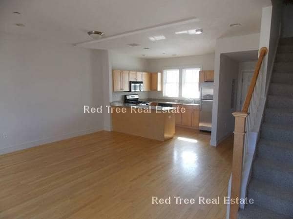 110 Second St. Unit PH12 in Cambridge, MA - Building Photo - Building Photo