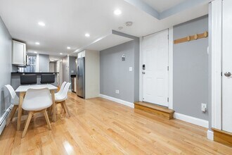 29 Grove St, Unit 1 in Boston, MA - Building Photo - Building Photo