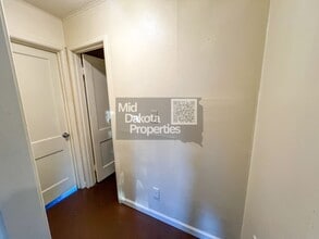 604 N Wisconsin St in Mitchell, SD - Building Photo - Building Photo