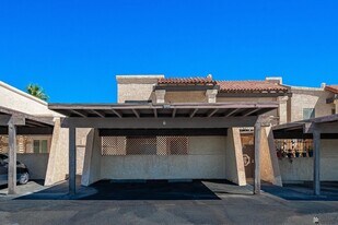 2240 S Elks Ln in Yuma, AZ - Building Photo
