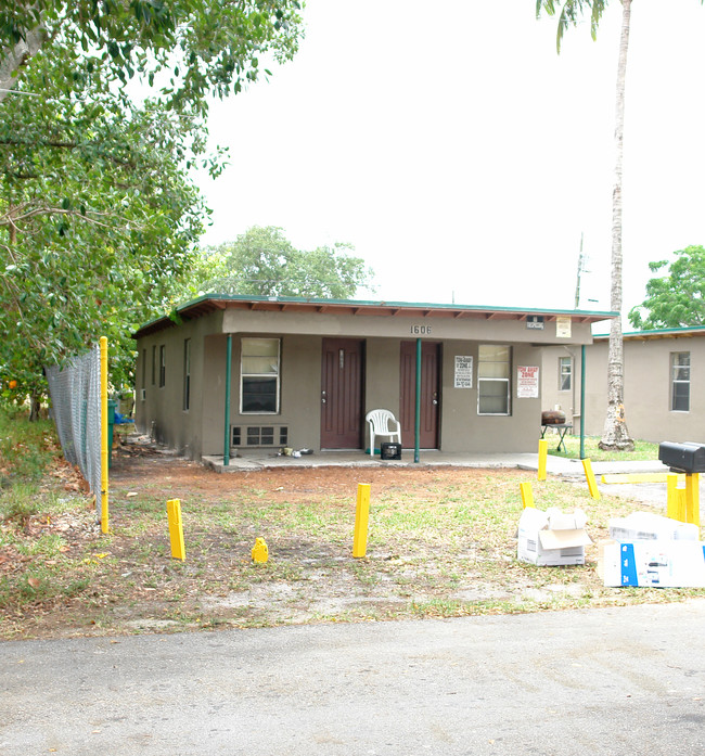 1606-1610 NW 7th Ct in Fort Lauderdale, FL - Building Photo - Building Photo