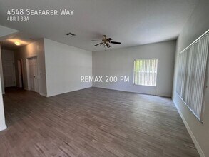 4548 Seafarer Way in Orlando, FL - Building Photo - Building Photo