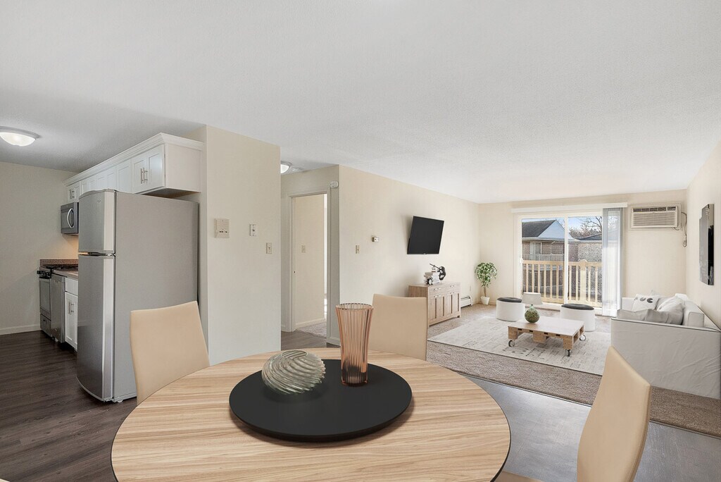 Parlmont Park Apartments in Billerica, MA