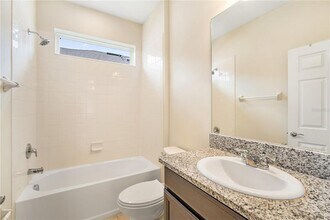 13413 Palmera Vista Dr in Riverview, FL - Building Photo - Building Photo