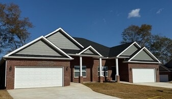 1903 N Main St in Anderson, SC - Building Photo