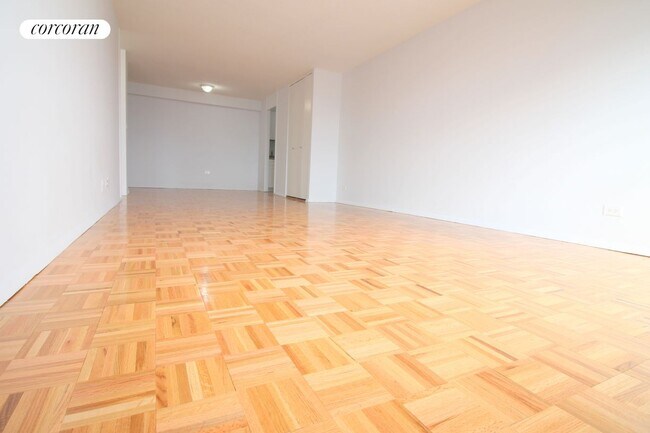 property at 401 2nd Ave