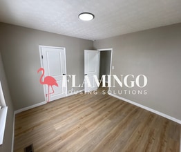 221 Hickory St in Dayton, OH - Building Photo - Building Photo