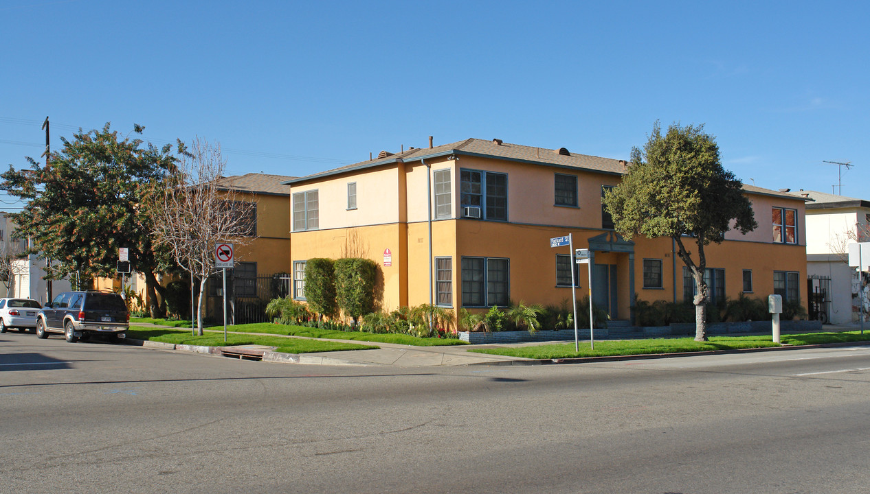 5875 Packard St in Los Angeles, CA - Building Photo