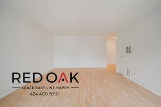 1327 Laurel Ave in West Hollywood, CA - Building Photo - Building Photo