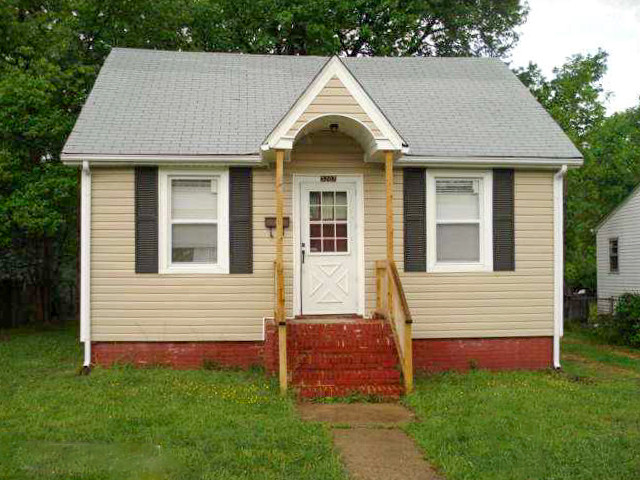 3207 Logandale Ave in Richmond, VA - Building Photo