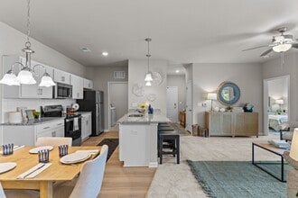 Sidbury Crossing in Castle Hayne, NC - Building Photo - Building Photo