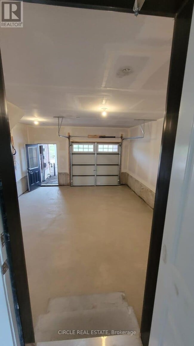 21 Melody Ln in Thorold, ON - Building Photo - Building Photo