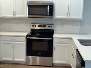 1273 Enbrook Lp in Naples, FL - Building Photo - Building Photo