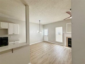 5481 Sierra Tr in College Park, GA - Building Photo - Building Photo