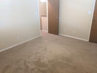 17303 Saturn Ln photo'