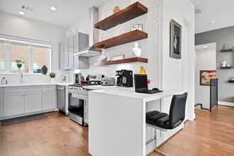 2916 Cline St in Houston, TX - Building Photo - Building Photo