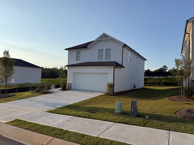 property at 2044 Avalon Rdg