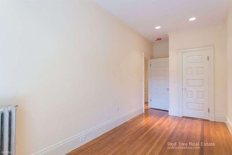 379 Commonwealth Avenue-Unit -Apt 100 in Boston, MA - Building Photo - Building Photo