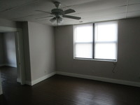 1202 Electric Ave, Unit 3R photo'