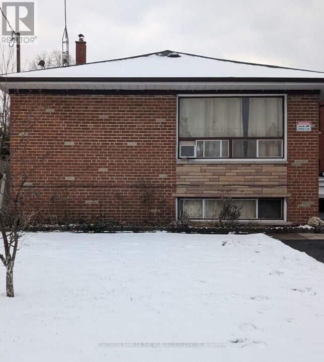 6 Ghent Ct in Toronto, ON - Building Photo