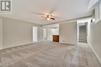 303 Colton Cir in Kitchener, ON - Building Photo - Building Photo