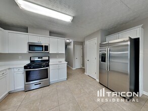 332 Coburn Ct in Lawrenceville, GA - Building Photo - Building Photo