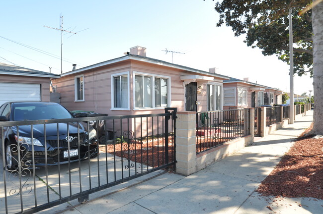 5418 Gifford Ave in Maywood, CA - Building Photo - Building Photo