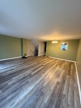 62 Corriere Rd in Easton, PA - Foto de edificio - Building Photo