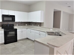 2012 Bearing Ln in Kissimmee, FL - Building Photo - Building Photo