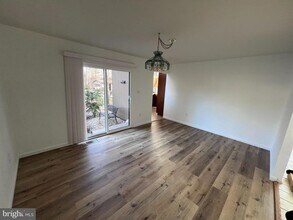 12326 Mulberry Ct in Woodbridge, VA - Building Photo - Building Photo