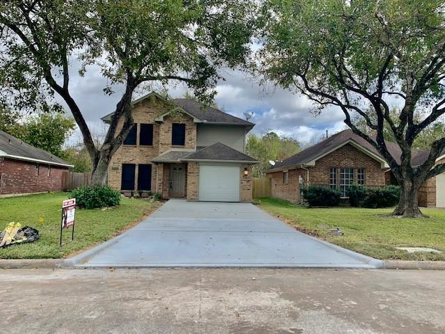 2505 Overland Trail in Dickinson, TX - Building Photo