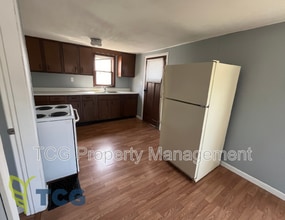 1305 W Jefferson St in Ottawa, IL - Building Photo - Building Photo