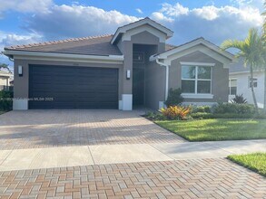 13534 SW Oceanus Blvd in Port St. Lucie, FL - Building Photo - Building Photo