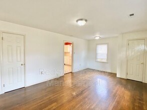 17 Hoopes Rd in Newport News, VA - Building Photo - Building Photo