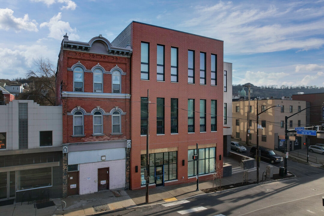 Sixth Ward Flats in Pittsburgh, PA - Foto de edificio