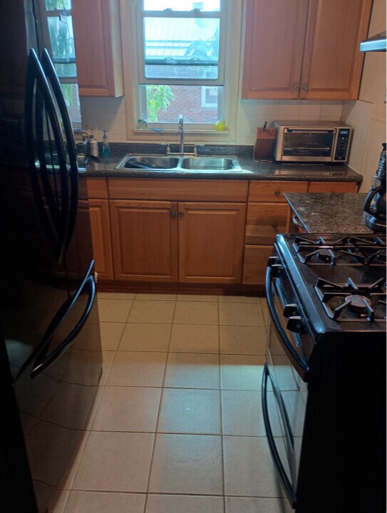 4250 E Allen St in Buffalo, NY - Building Photo